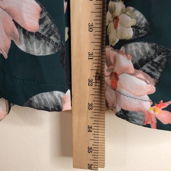 Show me your Mumu semi-sheer wide leg flare loose floral pants size medium - Picture 6 of 12